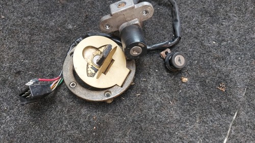 Ducati st4 916 st2 900ss - 01-05,