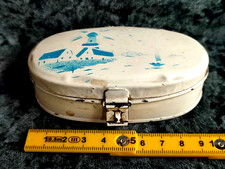 vecchia scatola per pane in