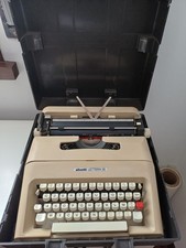 MACCHINA DA SCRIVERE OLIVETTI VINTAGE IN BOX FUNZIONANTE anni 70 80 Lettera 35