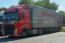 Truck Photo 12x8 - Volvo FH500