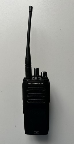 Motorola uhf radio - r2,