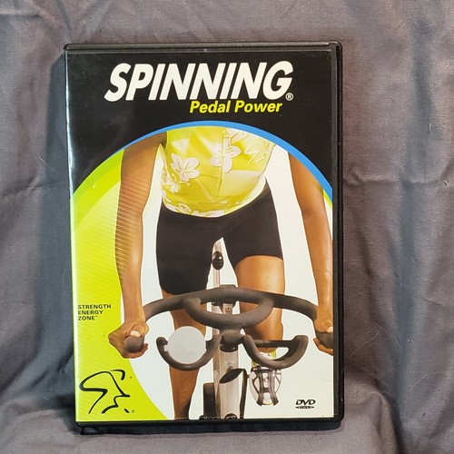 Spinning ride indoor - on, of