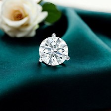 Orecchini da uomo certificati GIA 1/4 cts tondi brillanti F/VS1 diamante...