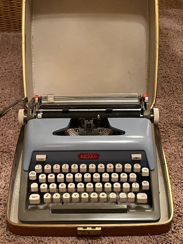 Macchina scrivere manuale - scrivere,