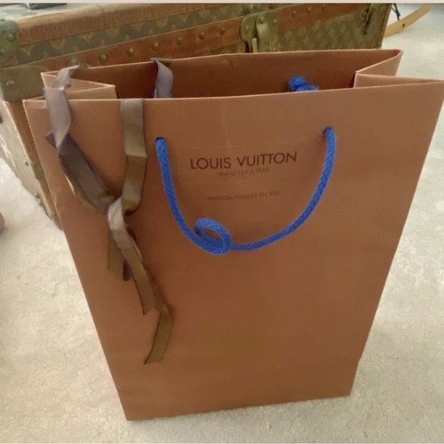 Louis vuitton porta - louis,