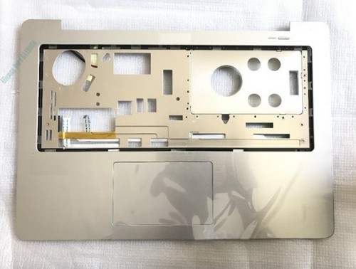 Custodia poggiapolsi laptop