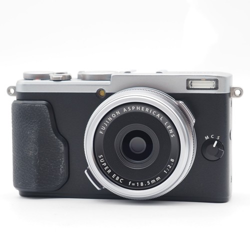 Near mint fotocamera - mint],