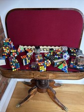 Assortimento di puzzle e