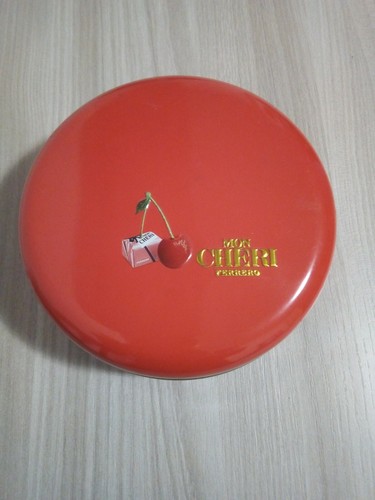 Scatola latta mon - in,