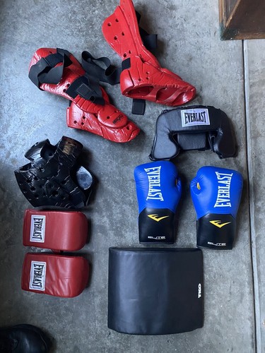 Boxing and kick - kick, gear