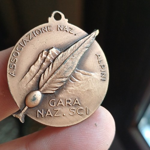 Vecchia medaglia militare - vecchia,