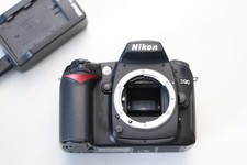 Nikon D90, manca gomma pollice