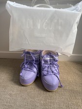 moon boots women size 8.5