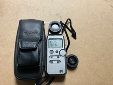 Misuratore di luce elettronico