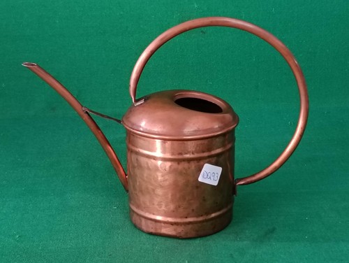 Vecchio annaffiatoio - vecchio,