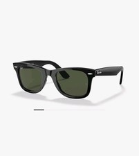 Ray-Ban Wayfarer Classics