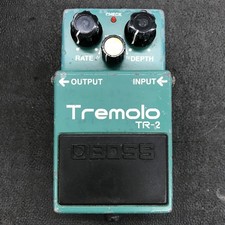 BOSS TR 2 Tremolo-01