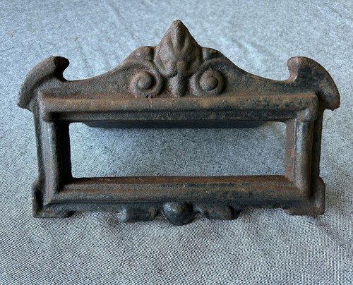 Antica cornice copriferitoia - cornice,