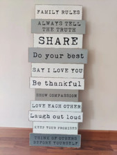 Pannello d'arredo in compensato moderno da appendere al muro Family Rules