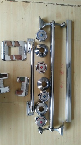 Stock borchie rubinetti