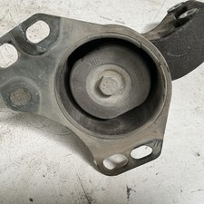 SUPPORTO MOTORE PER FIAT PUNTO 55 60 75 90 CABRIO LANCIA Y 1995 2000 7765891