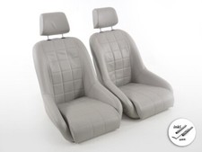 Sedili avvolgenti auto stile