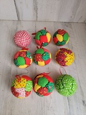 Patchwork ball floral plaid