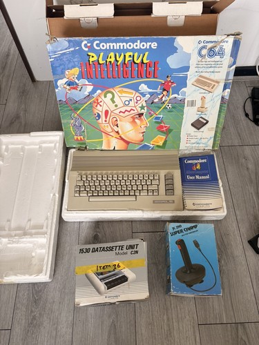 Commodore c64 computer in - c64,