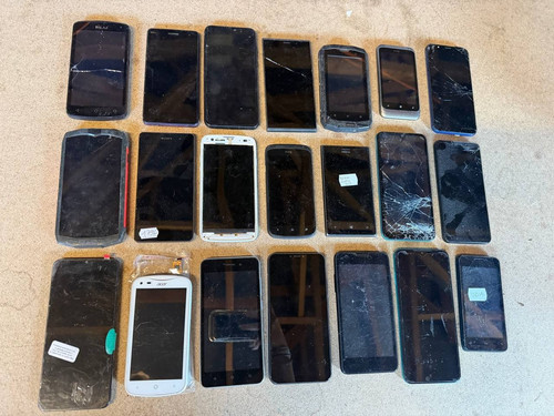 Lot smartphones htc - 21,