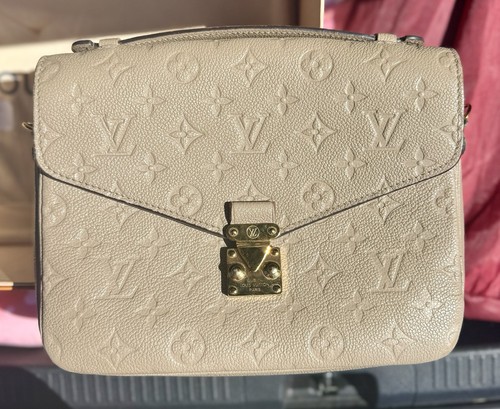Louis vuitton pochette - louis, metis