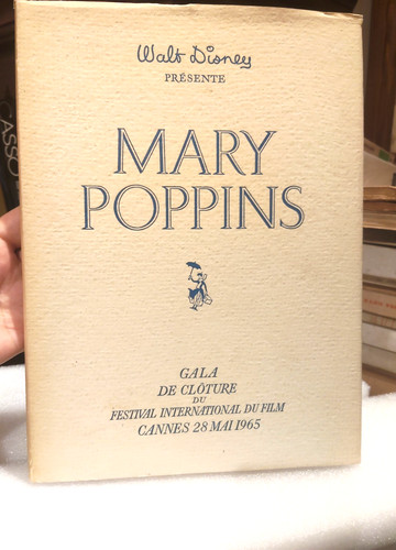 Mary poppins pays - mary,