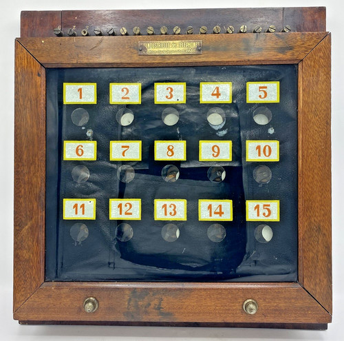 Antico centralino telefonico