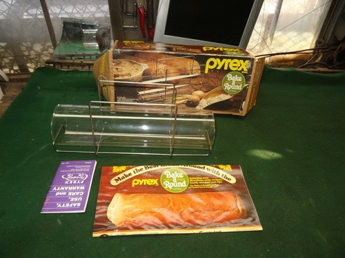 Pyrex brand bake round bread - brand,