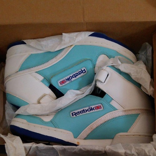 Deadstock reebok classic alien - deadstock,