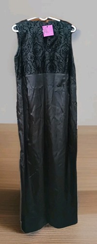 Mommy chic sleeveless formal - sleeveless,
