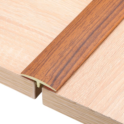 Molding striscia di - t,