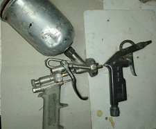 ACCESSORI DI VECCHIO COMPRESSORE ANNI 60 