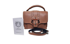 PAULA CADEMARTORI Petite Faye