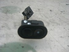 INTERRUTTORE ALZACRISTALLI ANTERIORE DESTRO / 5836334 PER OPEL CORSA B VIVA