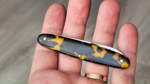 Coltello tascabile tedesco
