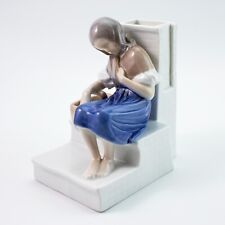 STATUINA PORCELLANA ROYAL COPENHAGEN BING&GRONDAHL "La Piccola Fiammiferaia"
