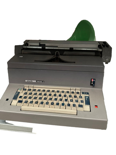 Macchina scrivere olivetti - ,