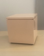 LAMPADA DA TAVOLO CUBOLUCE