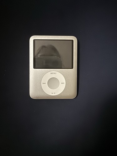 Apple ipod nano 8gb - 8gb, silver