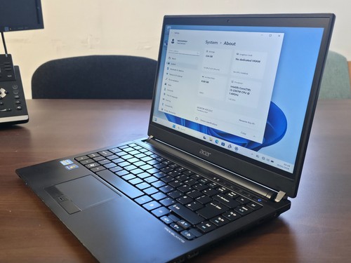 Acer travelmate 8481 - 14",