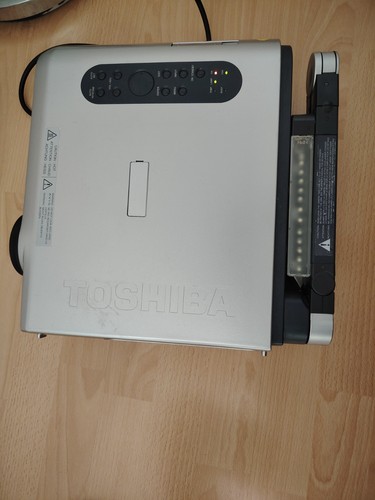 Proiettore lcd toshiba - lcd,