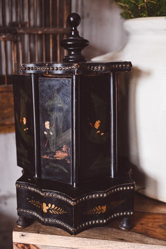 Porta sigari laccato stile
