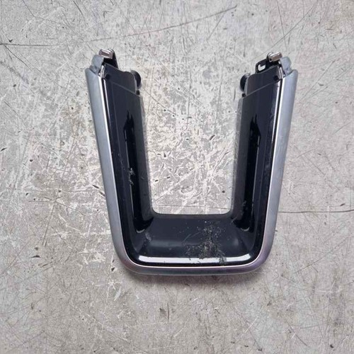 Cornice cromata inf volante