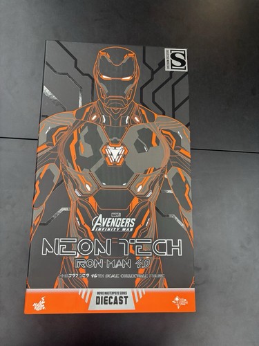 Hot toys iron man - hot,