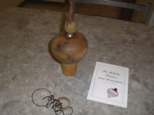 TROTTOLA IN LEGNO PREGIATO TOSCANA FINE NOVECENTO CONDIZIONI OTTIME.